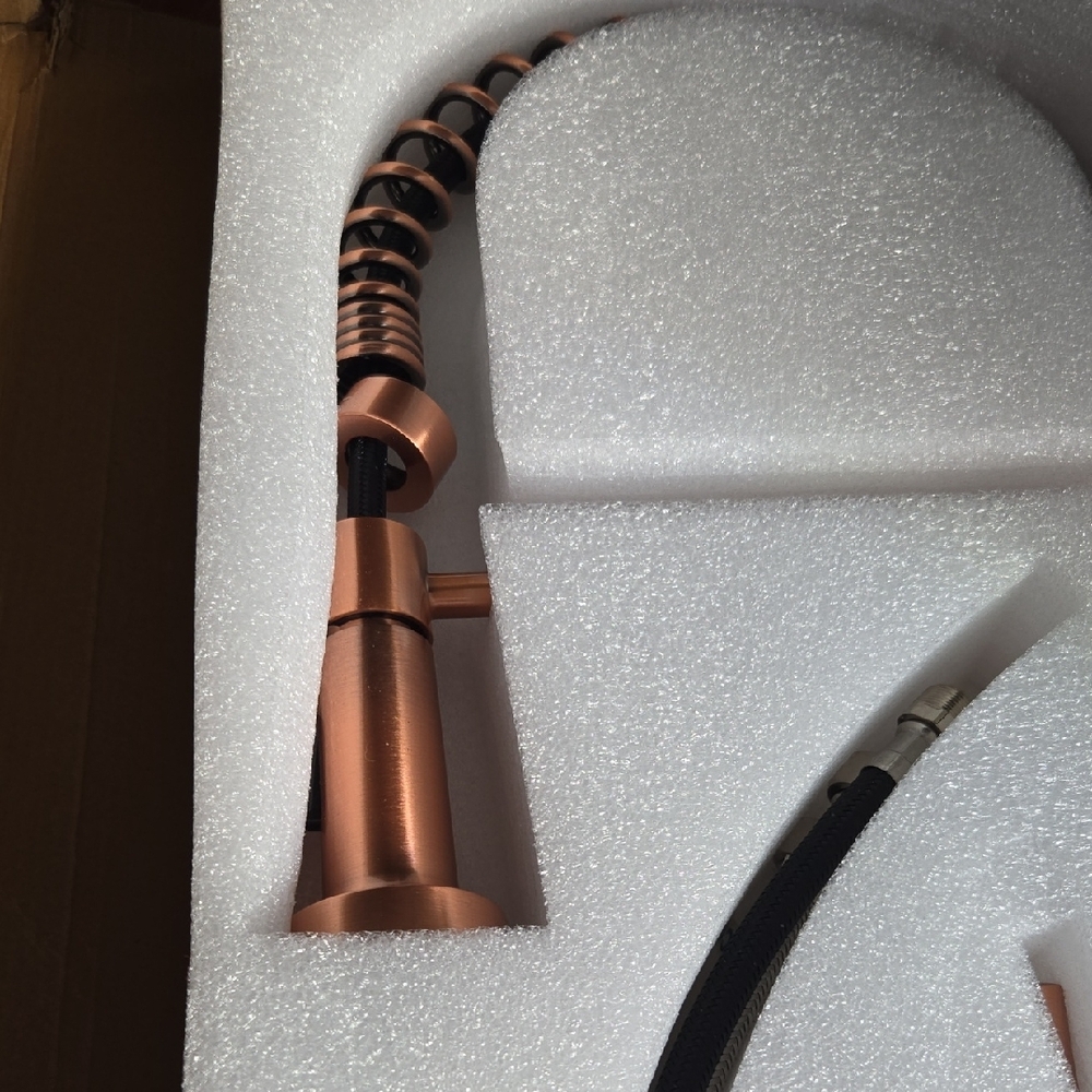 Breinza By Italia Copper Kitchen Faucet - Picture 3 of 4